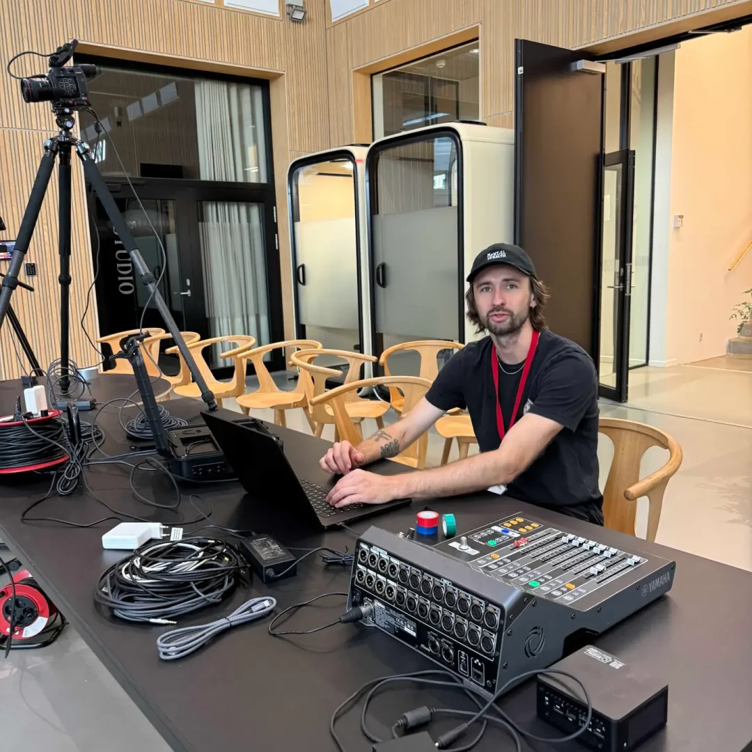 BEHIND THE SCENES OF NORLYS LIVE STREAM KEYNOTE IN COPENHAGEN